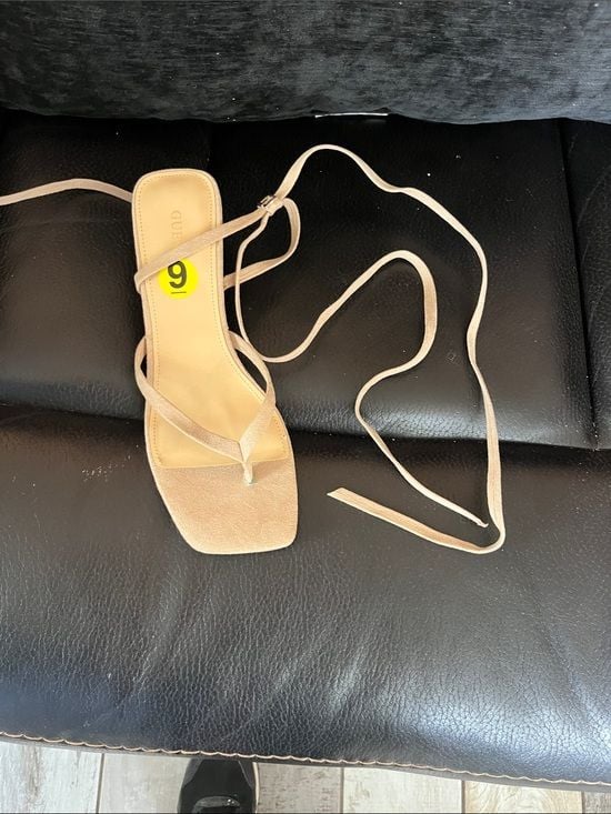 GUESS Neutral Beige Lace-Up Squareop-Toe Heeled Sandals 6