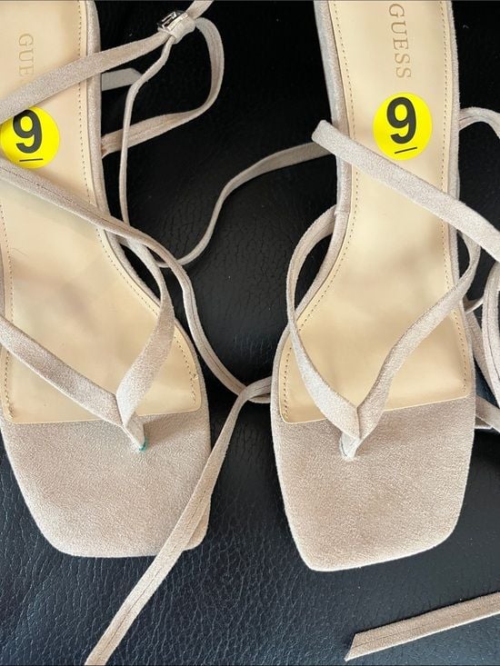 GUESS Neutral Beige Lace-Up Squareop-Toe Heeled Sandals 7
