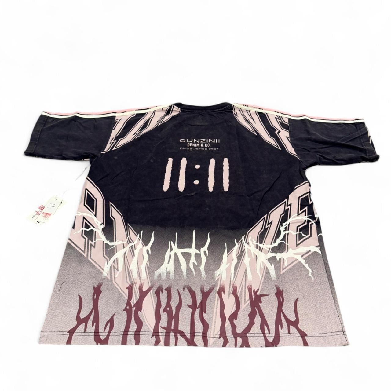 Gunzinii Two-Piece Graphic T-Shirt and Pant Set 4