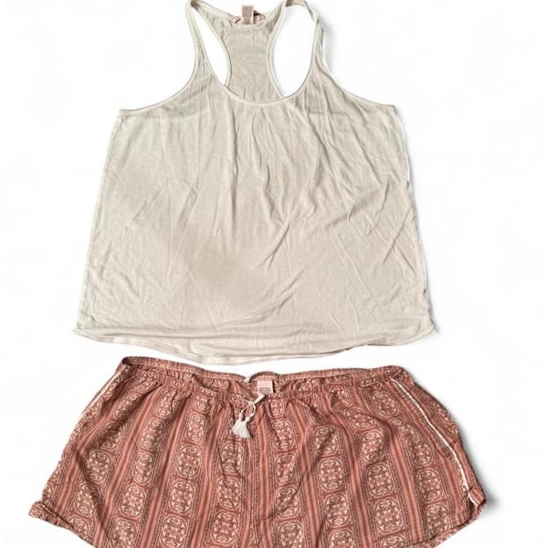 Victoria's Secret Loungewear Tank and Shorts Set Size M