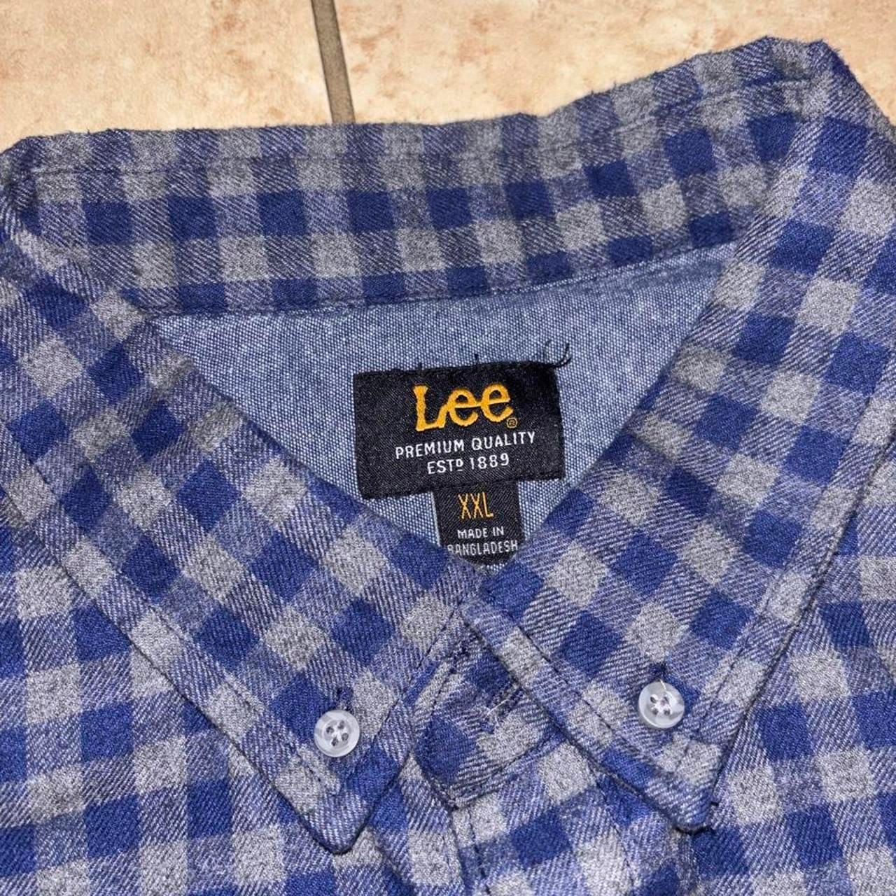 Lee Premium Quality Blue and White Checkered Button-Up Shirt 3
