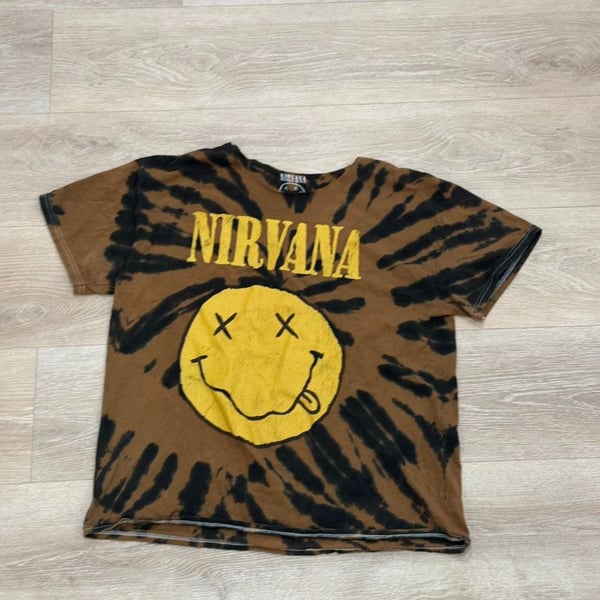 Nirvana Smiley Face Bleach Tie Dye Band T-Shirt Size Large