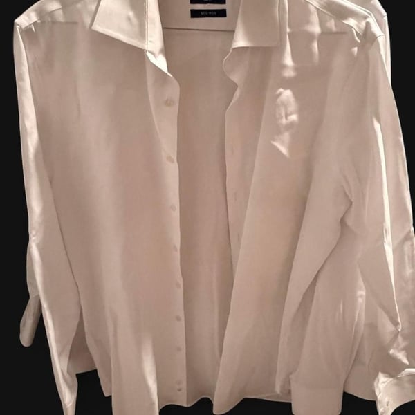 The Tie Bar White Herringbone Non-Iron Trim Fit Dress Shirt 16.5 34/35