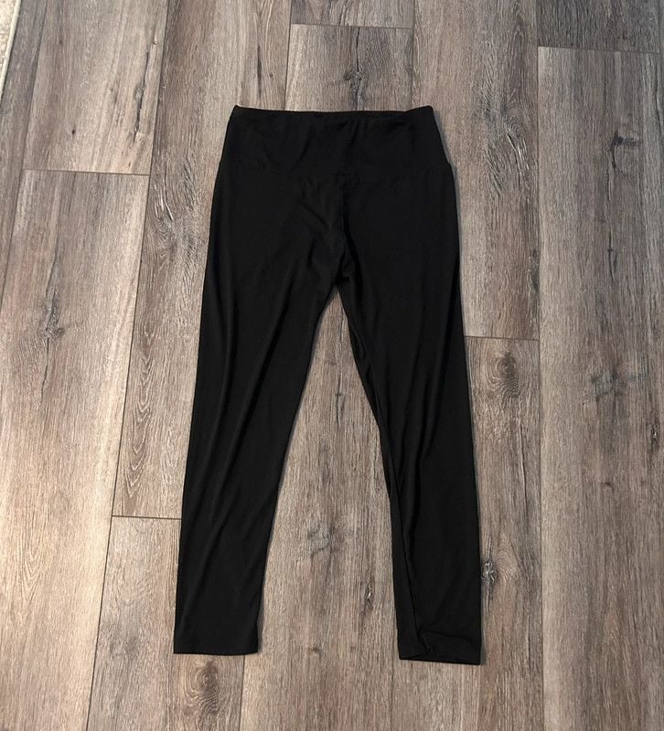 Five Pair Women’s Leggings 1