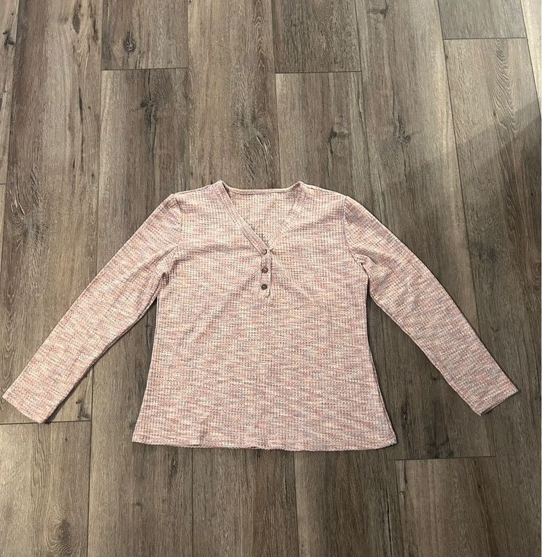 Women’s Long Sleeve Lightweight Top 3