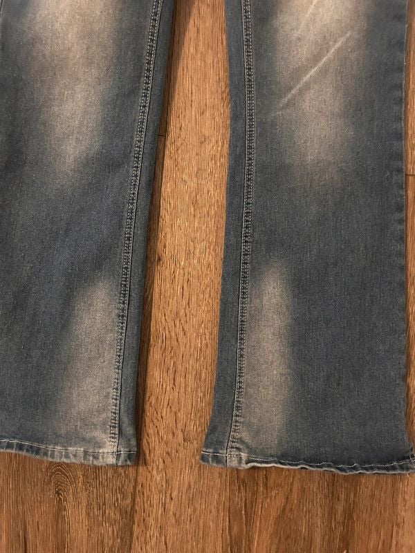Women’s Distressed Boot Cut Jeans 4