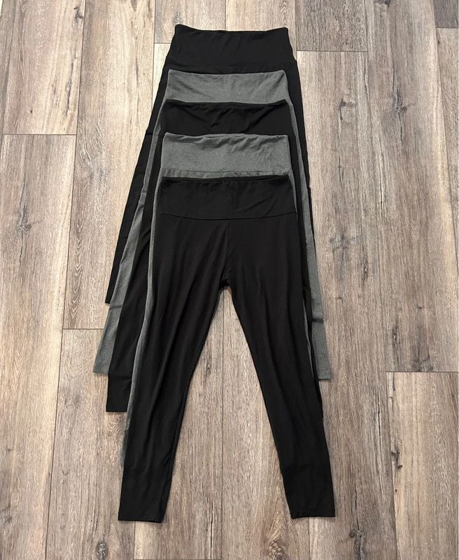 Five Pair Women’s Leggings 5