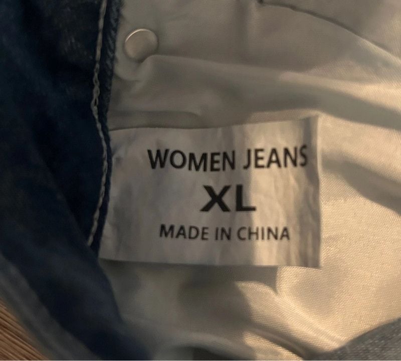 Women’s Distressed Boot Cut Jeans 8