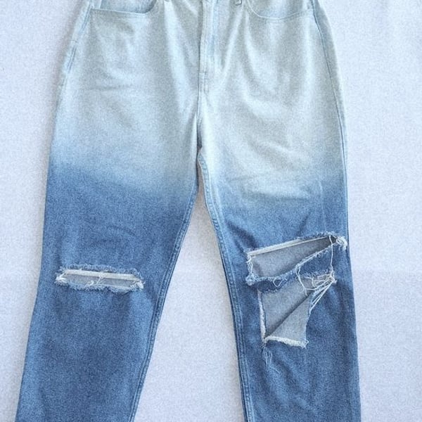 Hollister Light Wash Ultra High-Rise Ombre Straight Jeans 11R W30 L27
