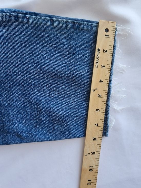 Hollister Light Wash Ultra High-Rise Ombre Straight Jeans 11R W30 L27 11