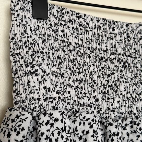 ZAFUL White Black Flounce Smocked Floral Skirt A-line Layered Women's Size 6 7