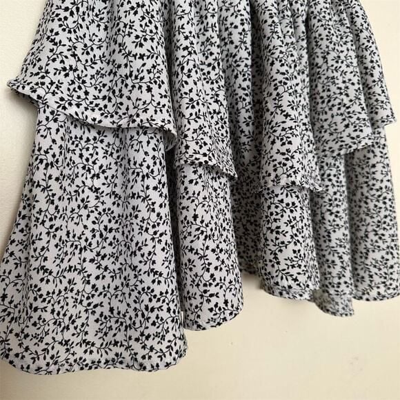 ZAFUL White Black Flounce Smocked Floral Skirt A-line Layered Women's Size 6 8