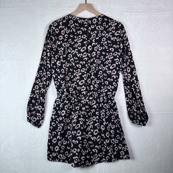 THREE EIGHTY TWO Pink & Black Leopard Long Sleeve Casual Cinched Waist Romper 4