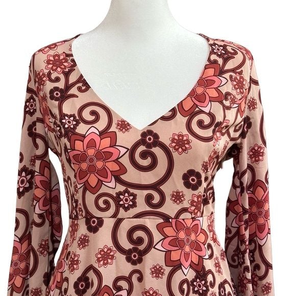 Forever 21 Dress Womens Size Small Pink Aline Floral Longsleeve Vneck Chic 5