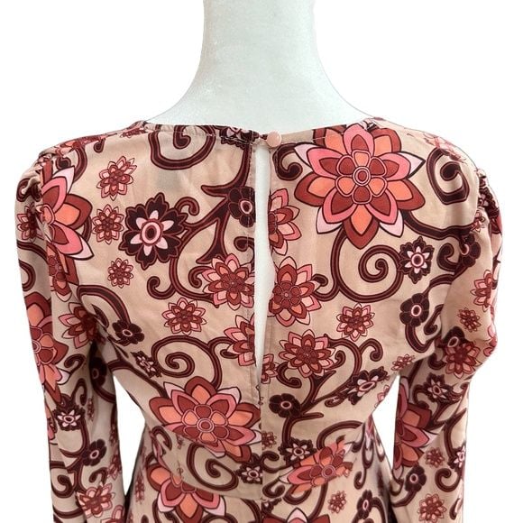 Forever 21 Dress Womens Size Small Pink Aline Floral Longsleeve Vneck Chic 8