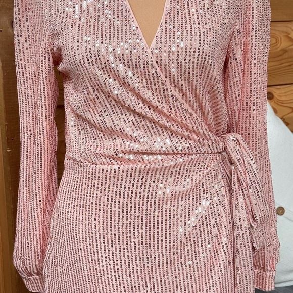 Pink Sequin Barbiecore Long Sleeve Wrap Mini Dress Tie Waist Party Cocktail Sz S 17