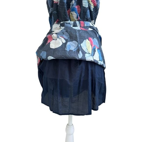 Abercrombie Fitch Floral Print Summer Dress Womens Size Med Smocked Ruffle Skirt 9