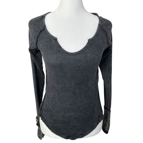 We The Free Free People Washed Charcoal Ribbed Notched Neck Long Sleeve Top XS 3