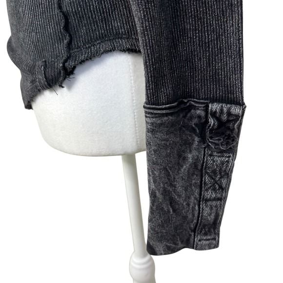 We The Free Free People Washed Charcoal Ribbed Notched Neck Long Sleeve Top XS 5