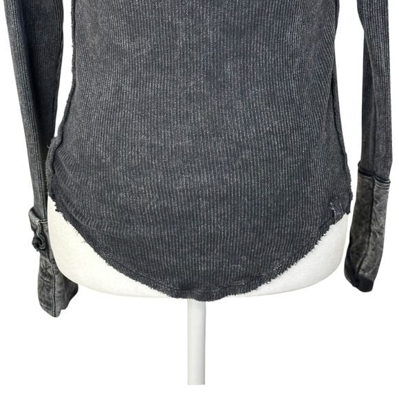 We The Free Free People Washed Charcoal Ribbed Notched Neck Long Sleeve Top XS 7