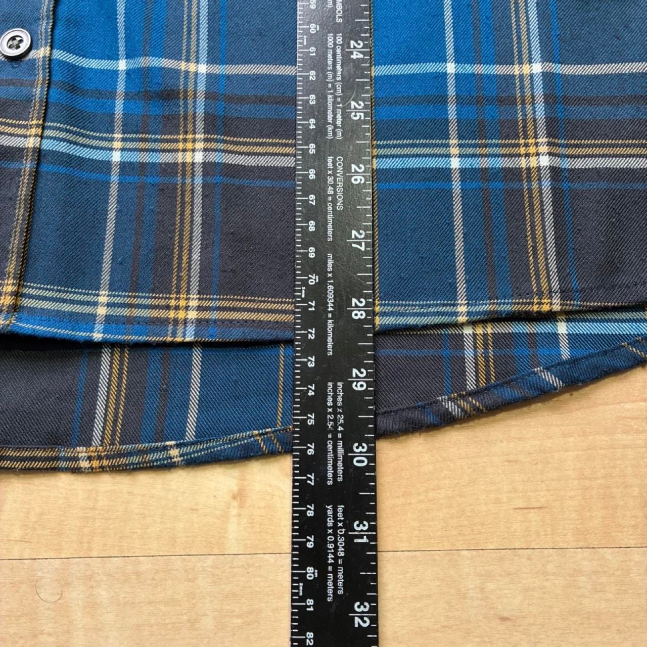 SwissTech Blue Plaid Flannel Button Down Shirt Mens Medium 4