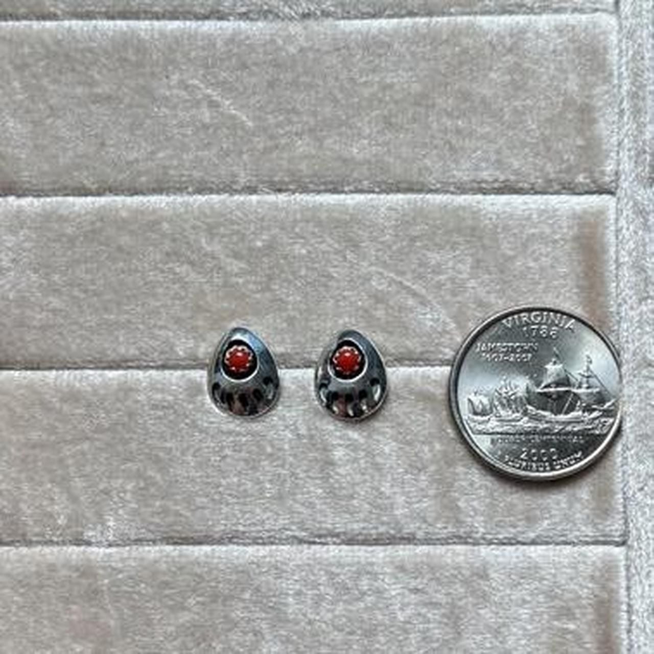 Native Handcrafted Sterling Silver Coral Bear Paw Stud Earrings 3