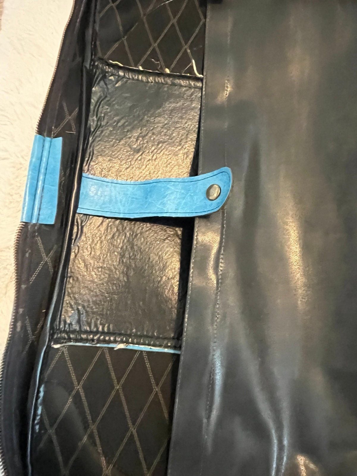 vintage blue zip around suitcase 3