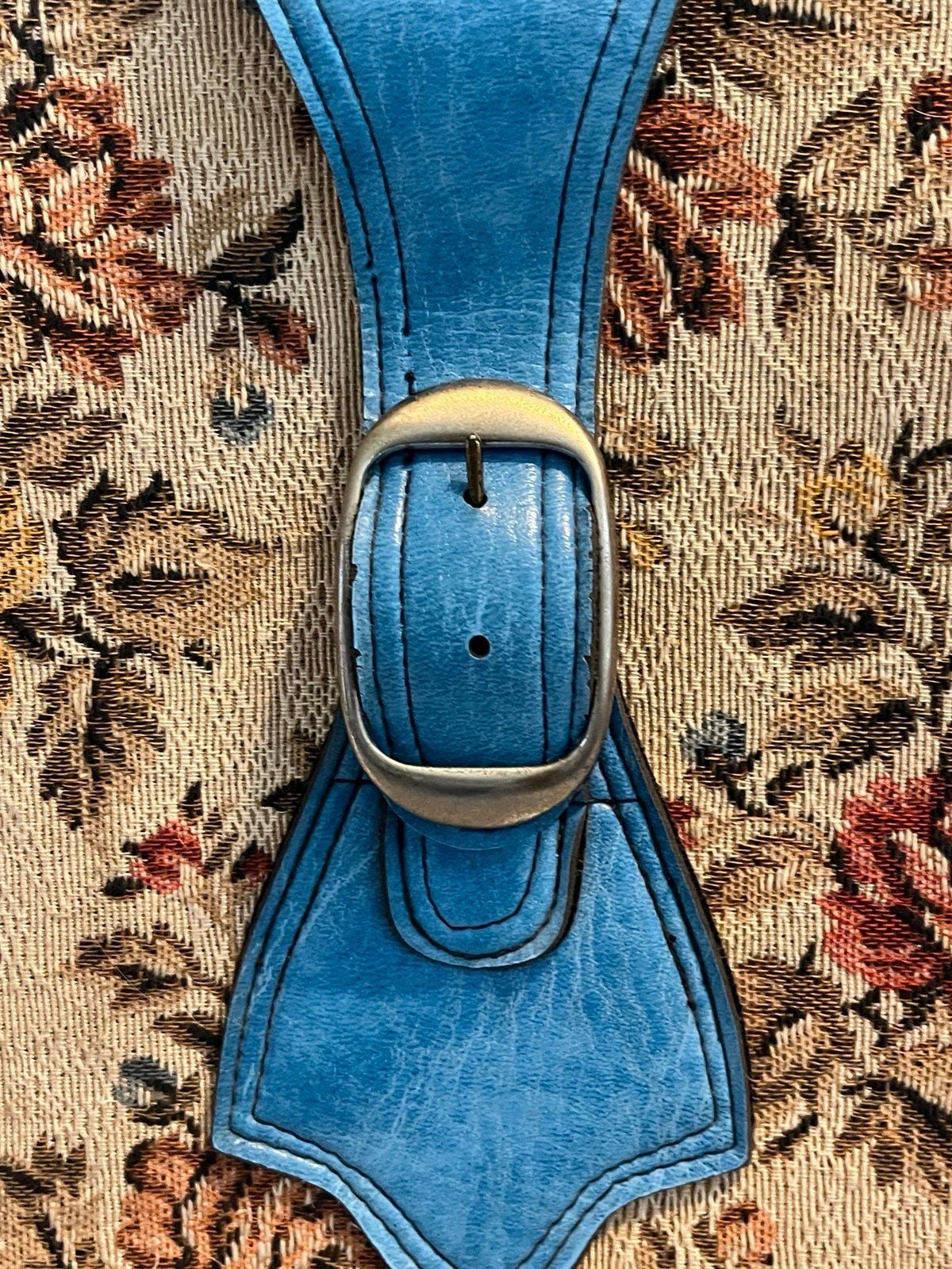 vintage blue zip around suitcase 12