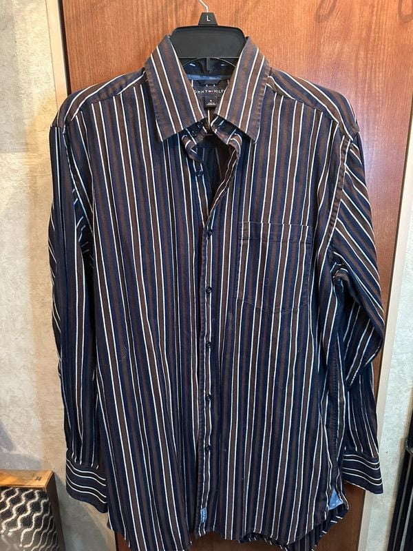 Tommy Hilfiger Men’s Medium Classic Fit Striped Button Front Dress Shirt Navy Brown White 2