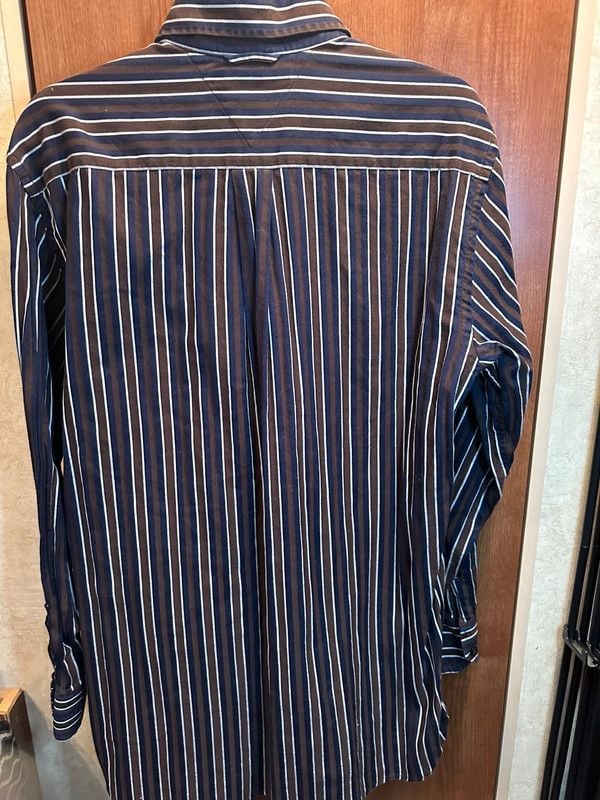 Tommy Hilfiger Men’s Medium Classic Fit Striped Button Front Dress Shirt Navy Brown White 3