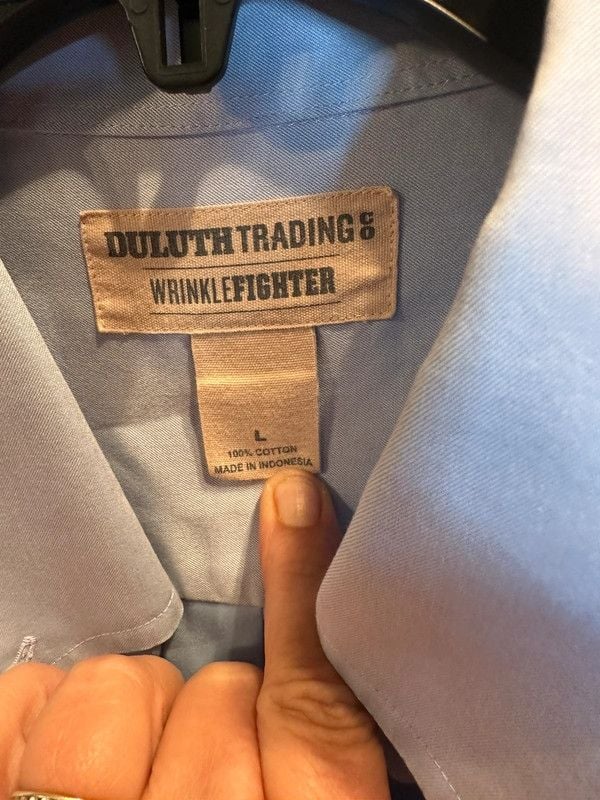 Duluth Trading Wrinklefighter Men’s Large Light Blue Button Down Shirt 100% Cotton 5