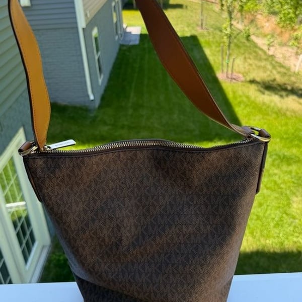 Michael Kors Brown Saffiano Leather Shoulder Tote Bag Large MK Purse