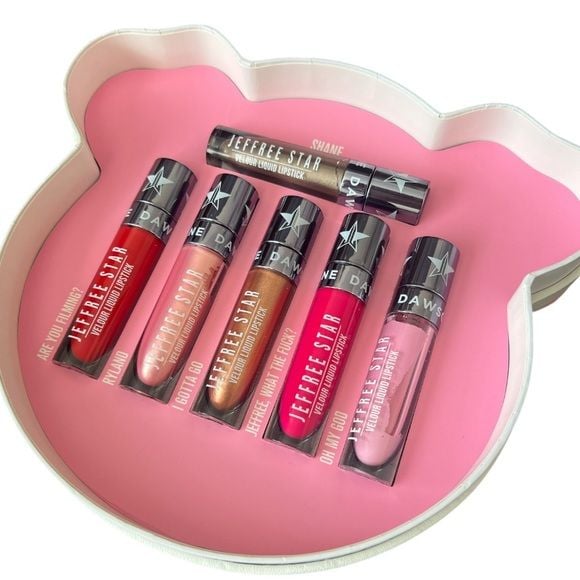 💄Jeffree Star Conspiracy Pig 3