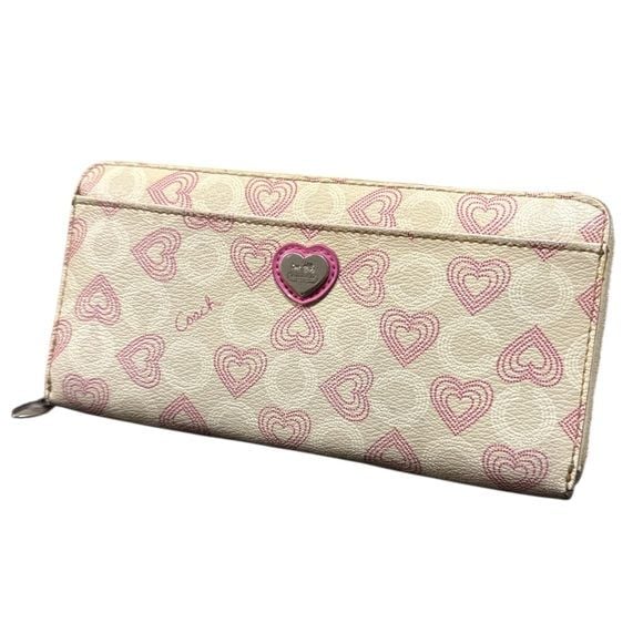Coach Beige and Pink Heart Wallet 2