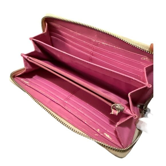 Coach Beige and Pink Heart Wallet 3