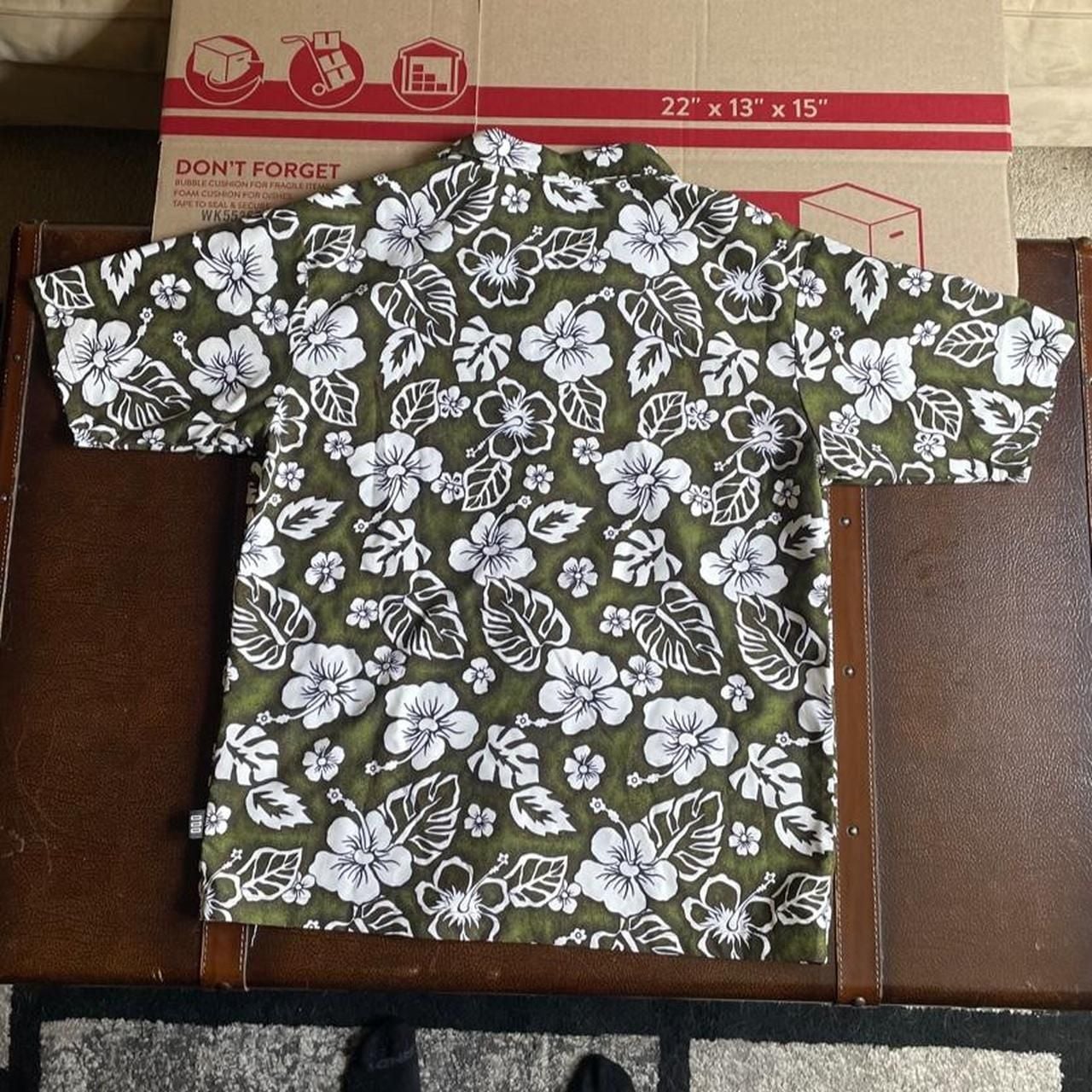 Vintage ODO Hawaiian shirt Mens large floral green white made in USA 90s 7