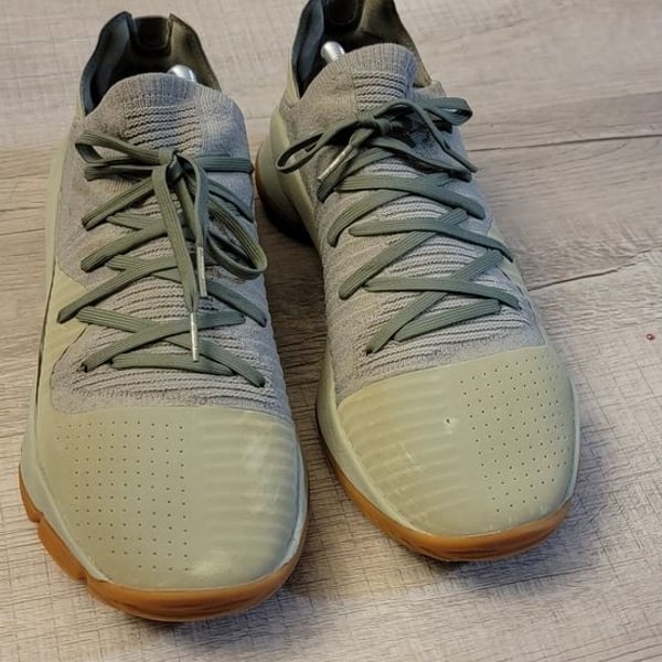 Under Armour Olive Green Athletic Shoes with Gum Outsole