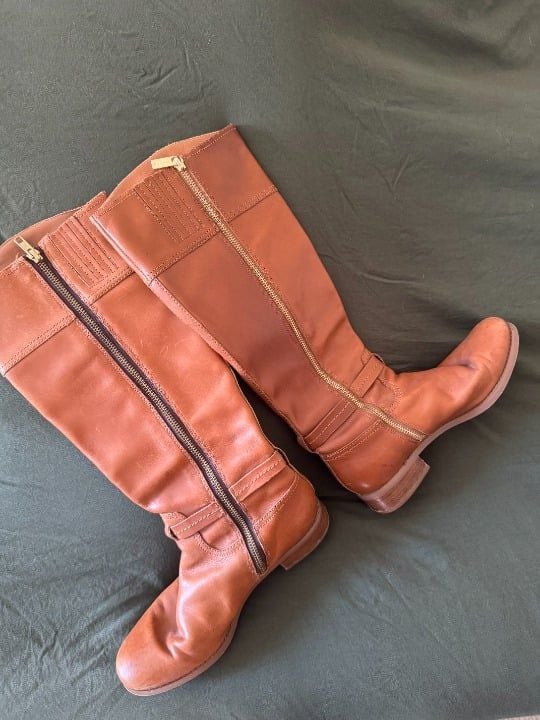 Michael Kors Women's Leather Boots - Style #AA13G, Size 7.5, Rgt Zipper Replaced 4