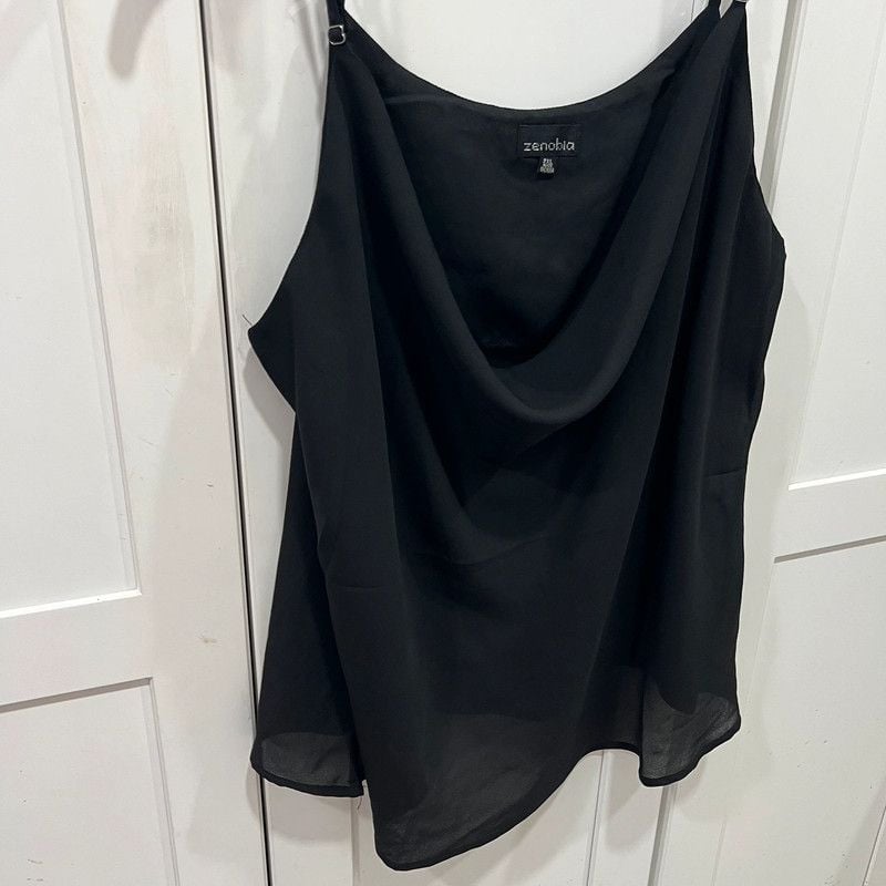 Black cleavage blouse 3
