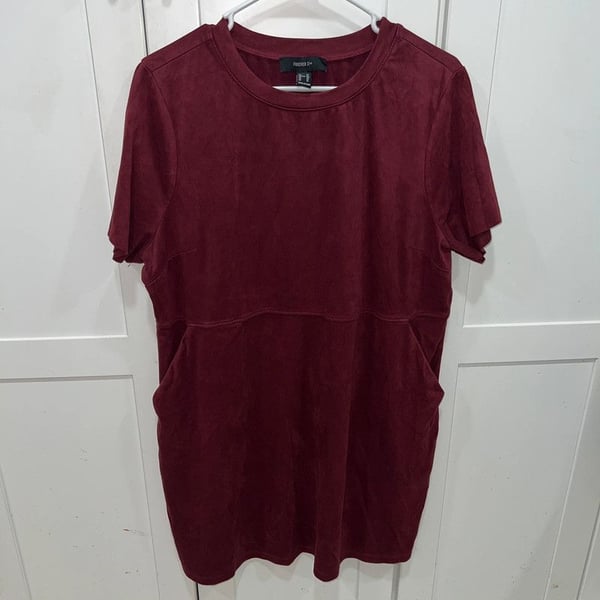 Forever 21 burgundy dress with pockets