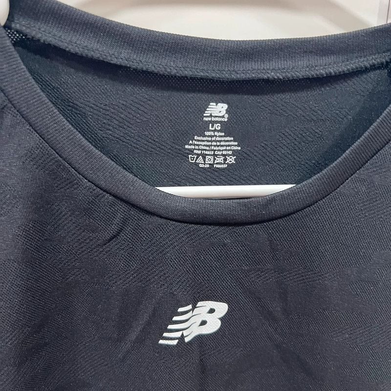 New balance black camaflouge shirt 3