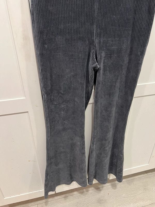 Aerie gray corduroy legging bell bottoms 4