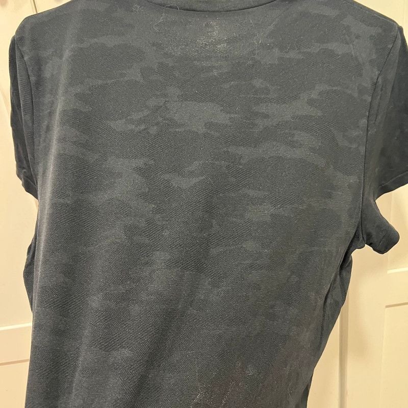 New balance black camaflouge shirt 7