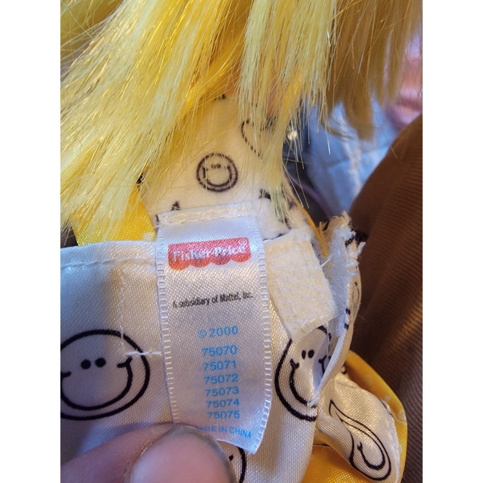 Fisher-Price Smiley Kids Doll Blonde Hair Yellow Outfit 2000 Mattel Vintage 2