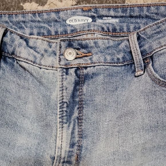 Old Navy Blue Jean Shorts Distressed Raw-Edge Hem 4