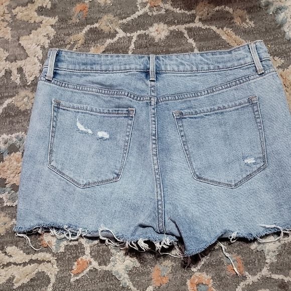 Old Navy Blue Jean Shorts Distressed Raw-Edge Hem 5