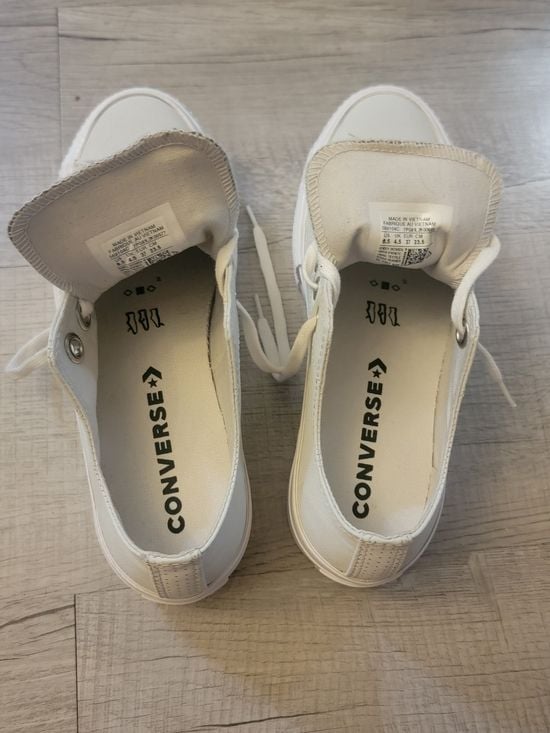 Converse Chuck Taylor All Star Low Top Sneakers - White 3