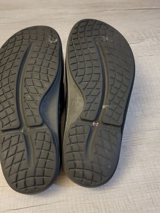 OOFOS Black Women's Slide Sandals 5