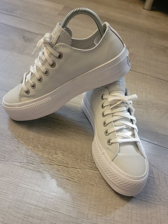 Converse Chuck Taylor All Star Low Top Sneakers - White 4