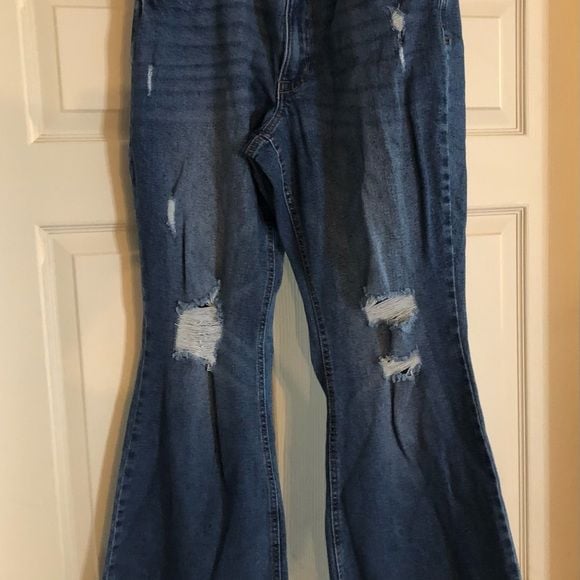 Celebrity Pink Blue Jeans in excellent condition wide legs Distressed size 15. 3